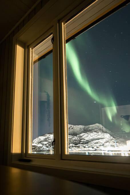 Koselig Toppleilighet Med Fantastisk Utsikt Apartment Svolvaer Bagian luar foto