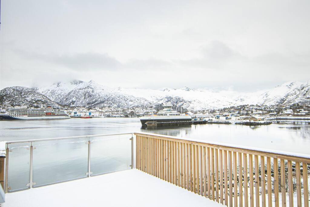 Koselig Toppleilighet Med Fantastisk Utsikt Apartment Svolvaer Bagian luar foto